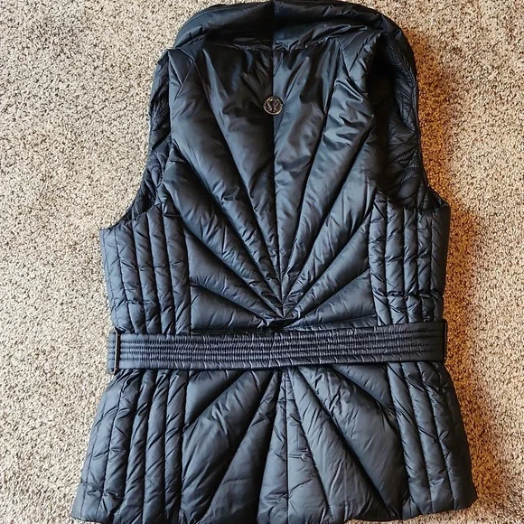 Lululemon | Rare Reversible Quilted Puffer Vest - Picture 7 of 17